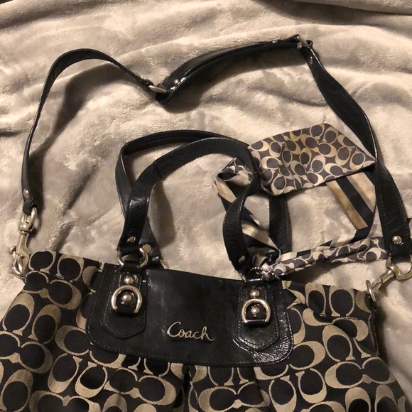 Used Coach Bag - Picture 5 of 8